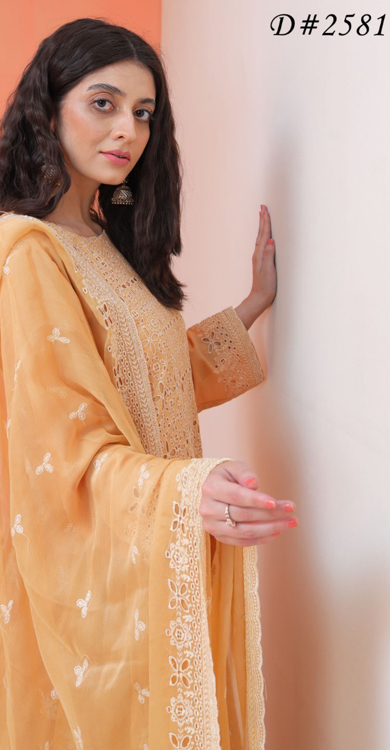 MOONLIGHT 3PC EMBROIDRED CHICKEN KARI BOARING CUTWORK LAWN VOL-10-2581